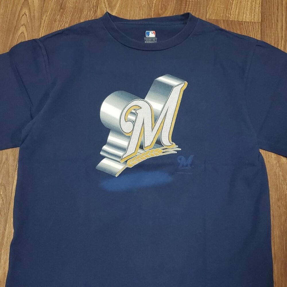 mens navy blue vintage 2000's MLB Milwaukee Brewers Tee/ T-shirt size medium